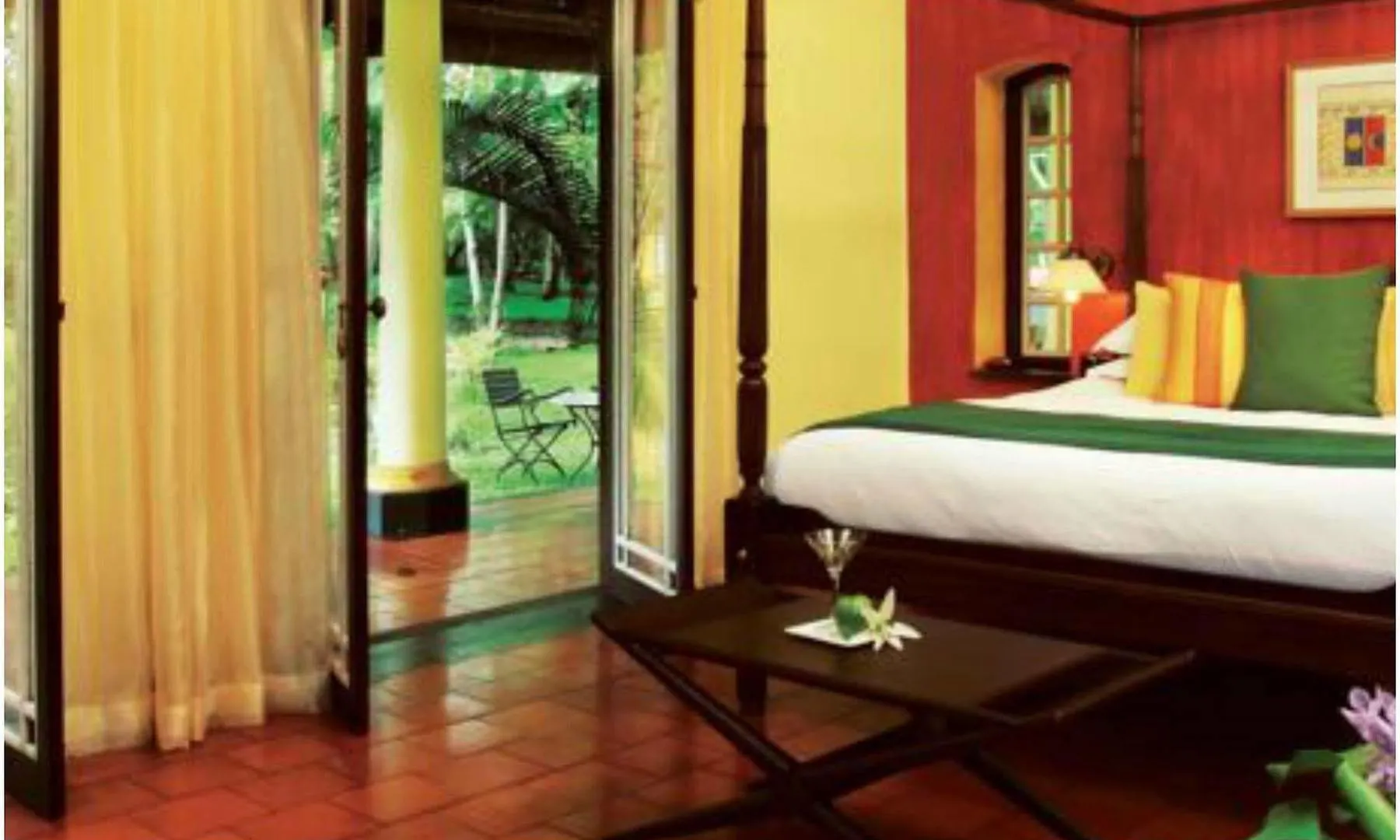Taj Kumarakom Resort And Spa Kerala
