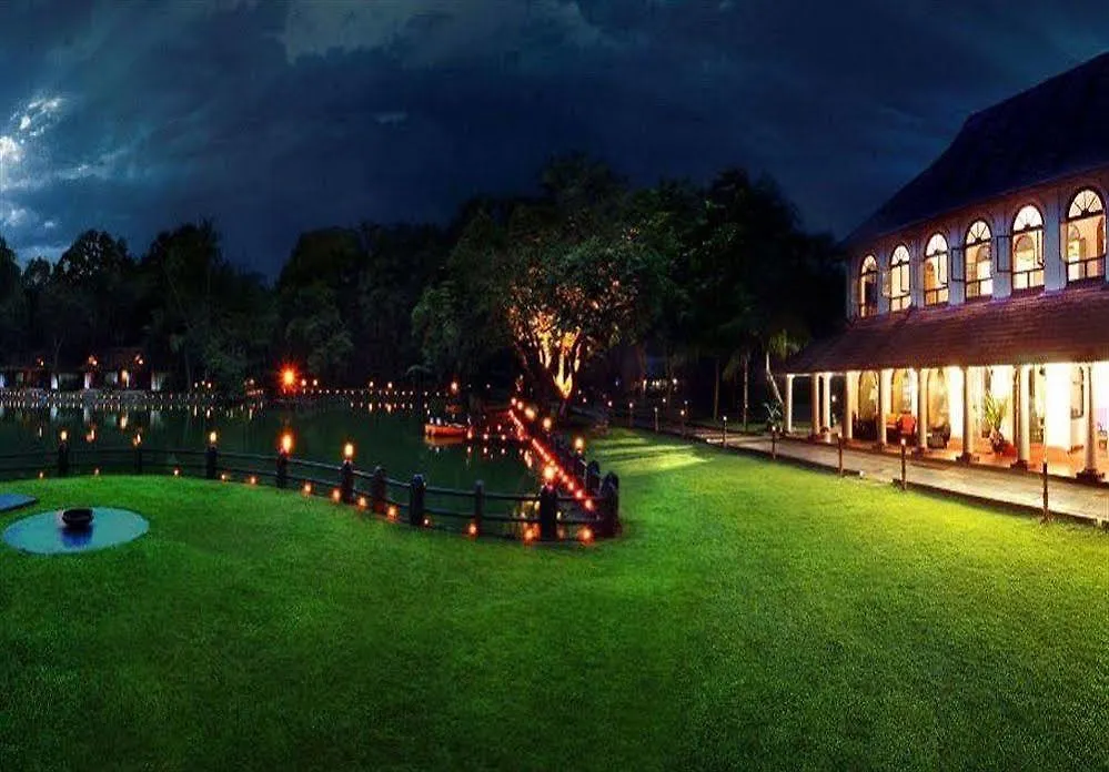Taj Kumarakom Resort And Spa Kerala