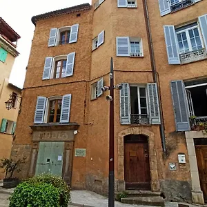 La Maison Des Artistes France