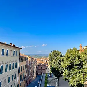Sisters' - Nel Centro Storico Con Terrazzo, Aria Condizionata E Vasca Da Bagno Italy